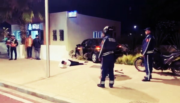 خلاف مروري حول الأسبقية  بين سيارتين يتطور الى عملية دهس جماعي