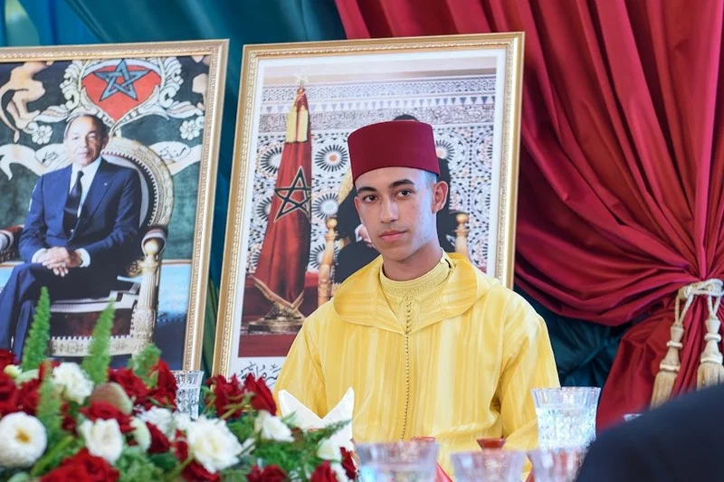الذكرى الواحدة والعشرون لميلاد صاحب السمو الملكي ولي العهد الأمير مولاي الحسن.. مناسبة لتأكيد تمسك الأمة بمبدأ الوفاء للعرش العلوي المجيد
