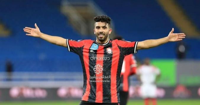 حصري :  لاعب الرائد السعودي كريم البركاوي يوقع للرجاء الرياضي