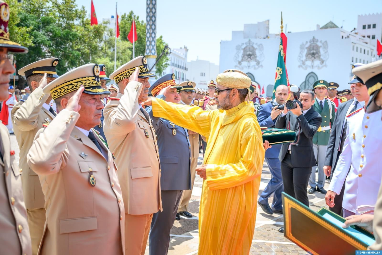 جلالة الملك يترأس بتطوان حفل أداء القسم للضباط المتخرجين من المدارس العليا العسكرية وشبه العسكرية