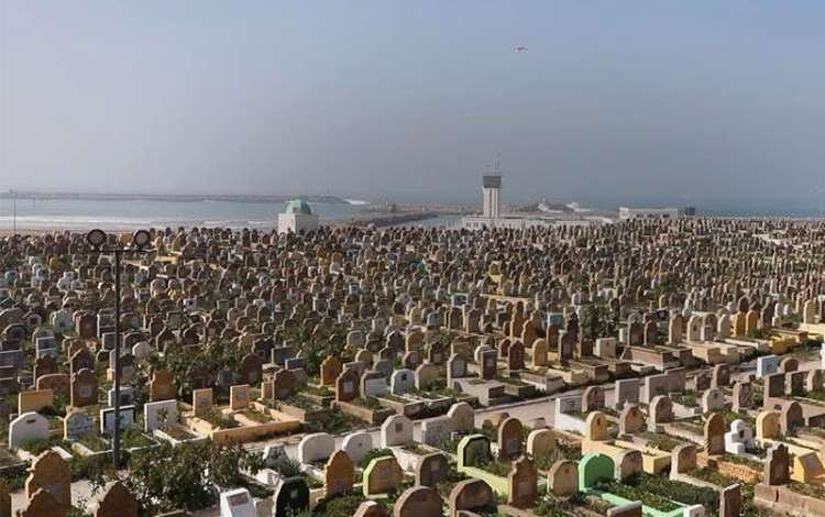 اكتظاظ المقابر يسبب نقصا حادا في مواقع الدفن بالرباط