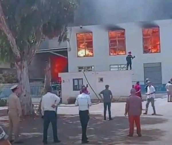 حريق يلتهم وحدة صناعية متخصصة في صناعة المناديل الورقية ببرشيد