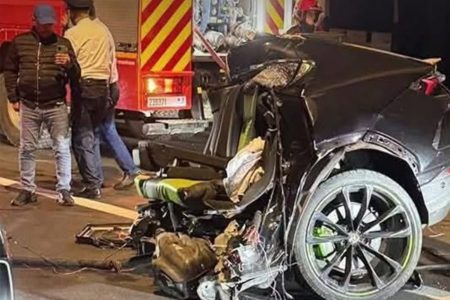 حادث سير مروع بعين الذئاب